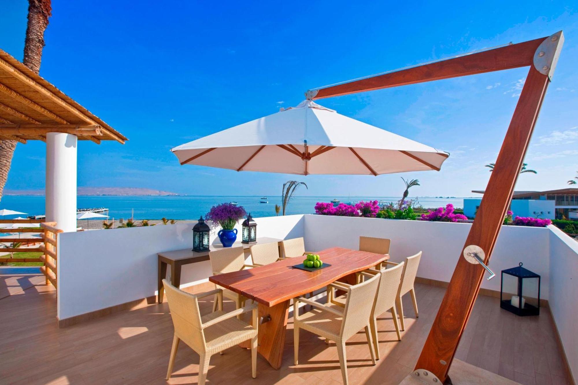 Hotel Paracas, a Luxury Collection Resort, Paracas Exterior foto A patio umbrella